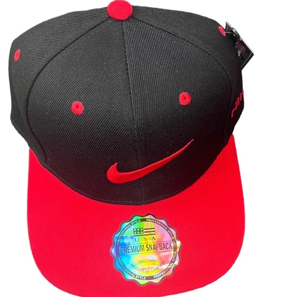 Classic snap backs please inquire on color availability before purchasing - Picture 6 of 7